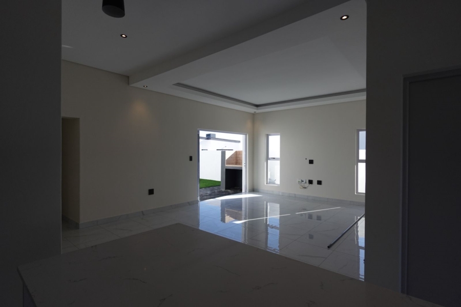 3 Bedroom Property for Sale in Sandown Western Cape